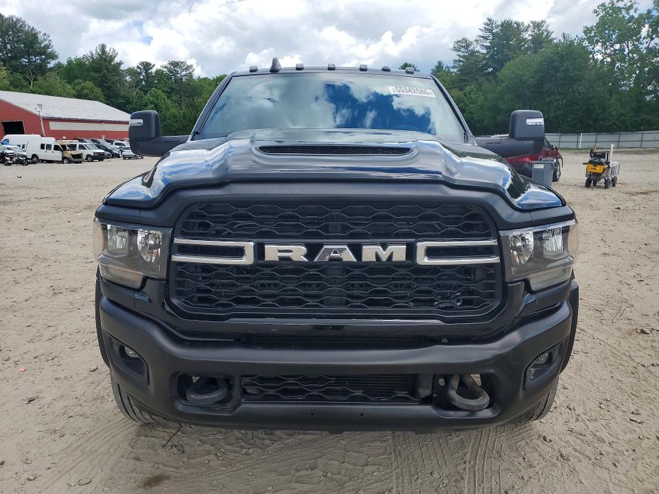 55342686 :رقم المزاد ، 3C7WRNEL7RG349832 vin ، 2024 Ram 5500 مزاد بيع