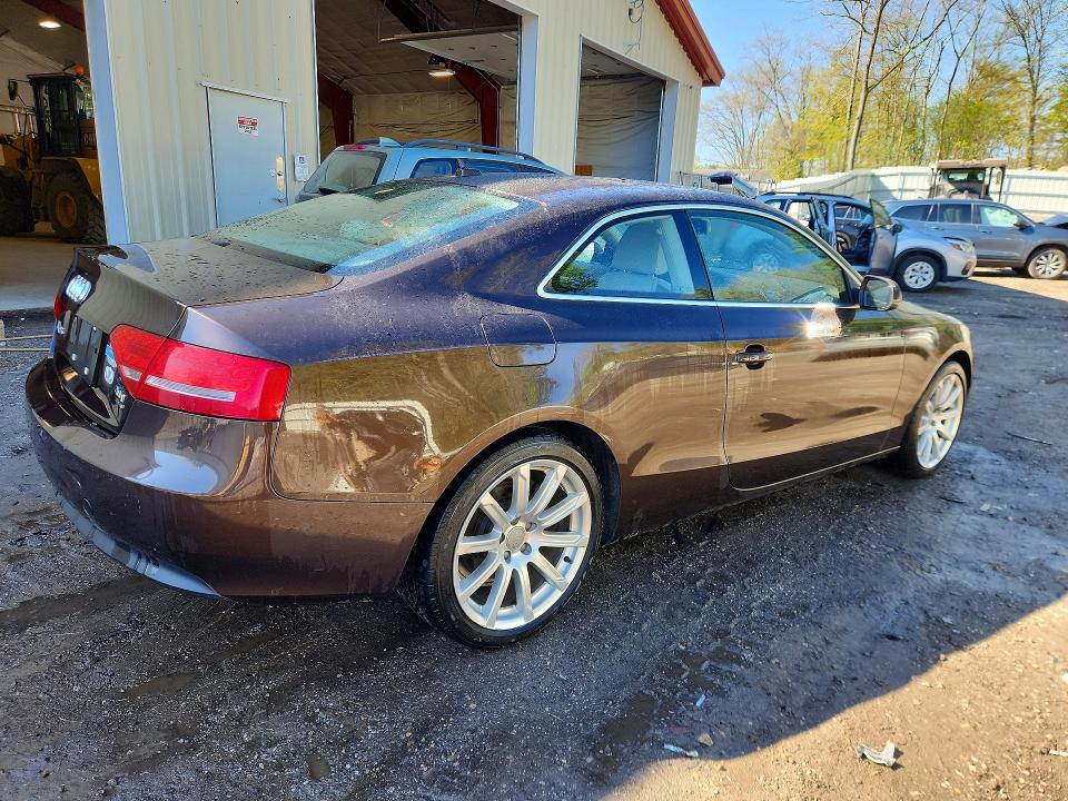 53014156 :رقم المزاد ، WAURFAFR4BA028931 vin ، 2011 Audi A5 مزاد بيع
