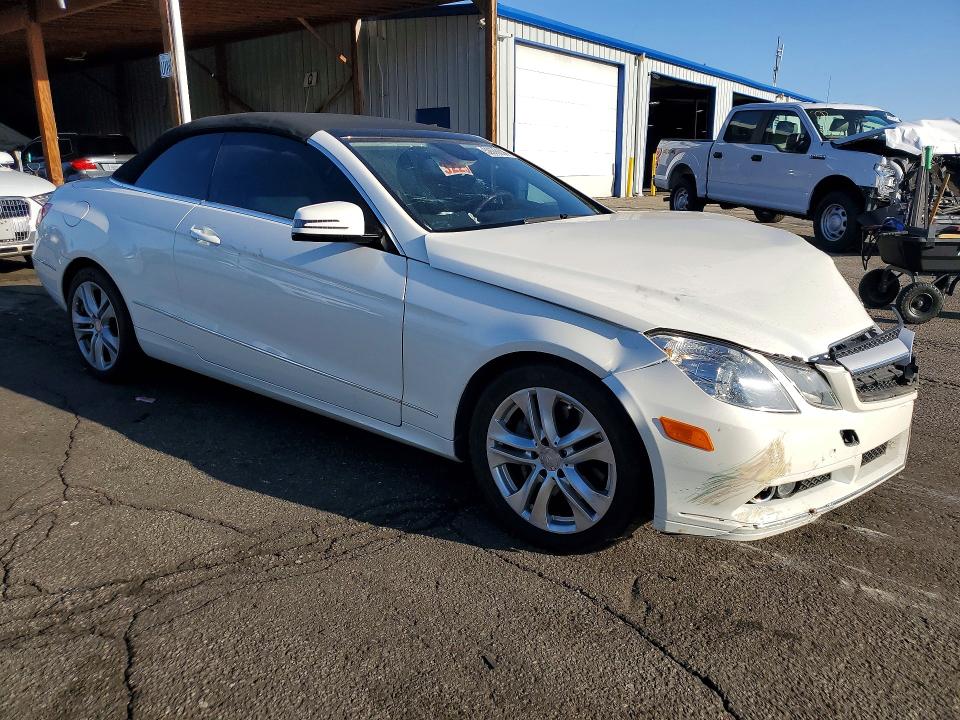 52895006 :رقم المزاد ، WDDKK5GF3BF060046 vin ، 2011 Mercedes-benz E مزاد بيع