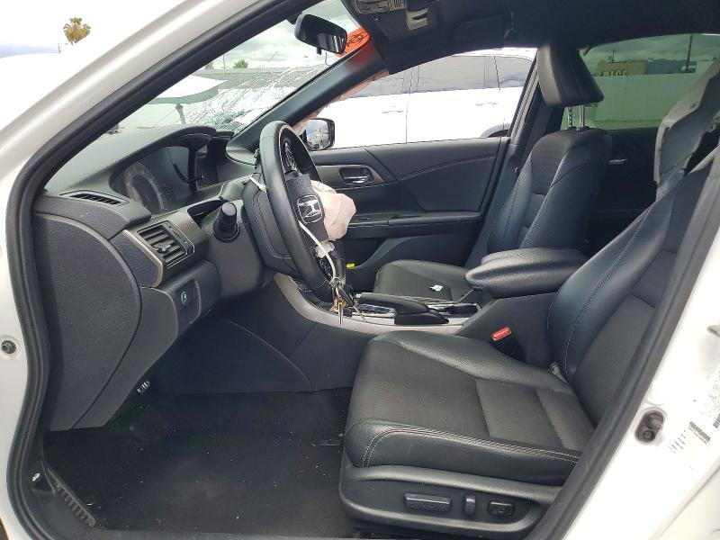 Продажа на аукционе авто 2016 Honda Accord, vin: 1HGCR2F57GA151683, номер лота: 52426446