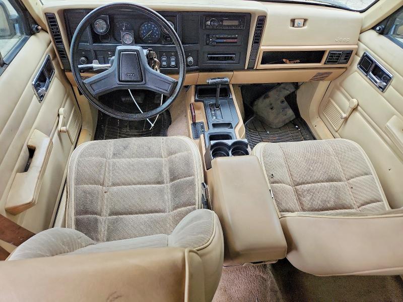 52033386 :رقم المزاد ، 1J4FJ28L9KL586369 vin ، 1989 Jeep Cherokee مزاد بيع