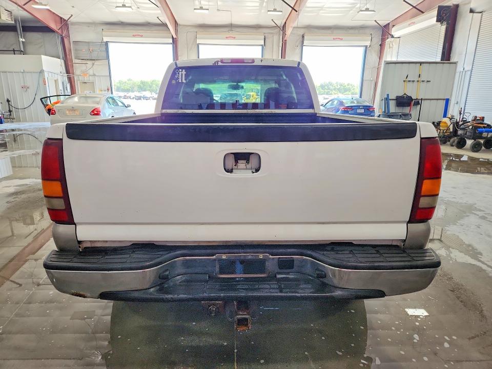 Продажа на аукционе авто 2003 Gmc New Sierra, vin: 2GTEK19T831236522, номер лота: 53361056