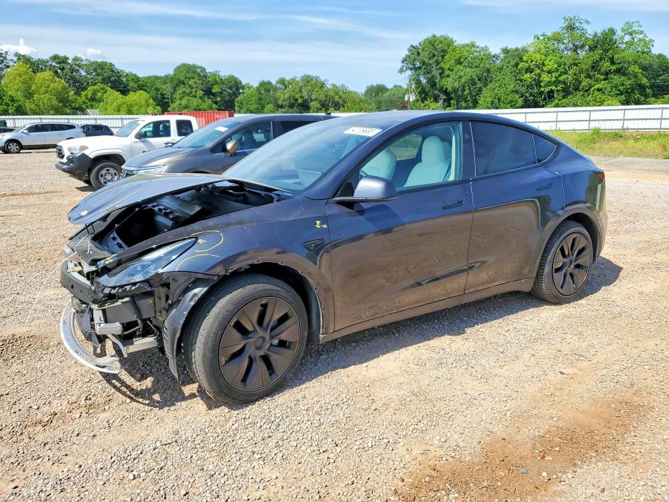 2025 Tesla Model Y მანქანა იყიდება აუქციონზე, vin: 7SAYGDED0SF319813, აუქციონის ნომერი: 54106686