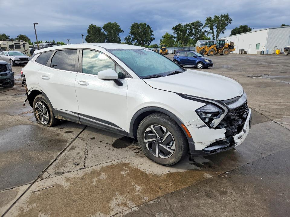 Продажа на аукционе авто 2023 Kia Sportage, vin: KNDPUCAG2P7111540, номер лота: 55203256