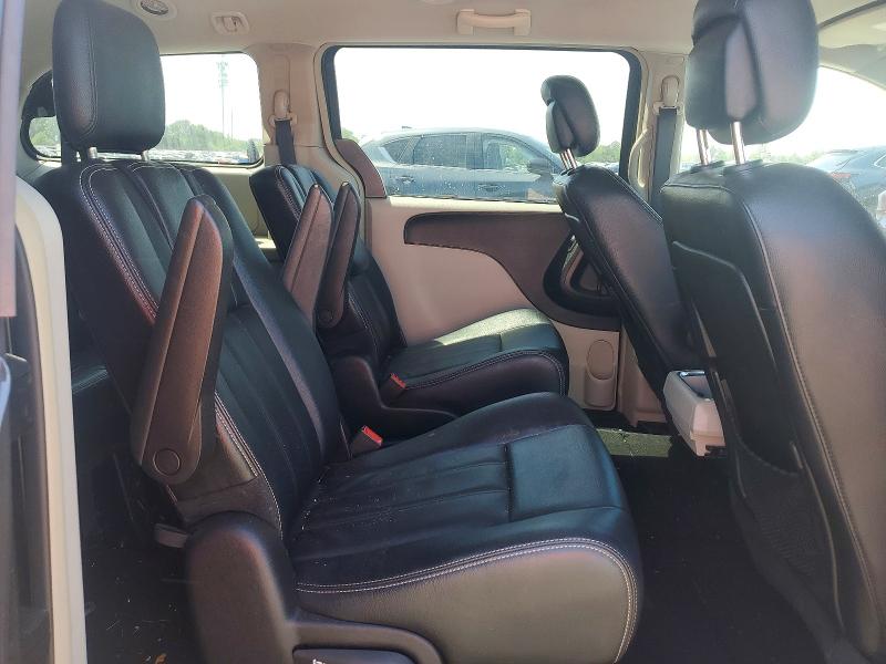 52065486 :رقم المزاد ، 2C4RC1BG8GR229556 vin ، 2016 Chrysler Town & Country مزاد بيع