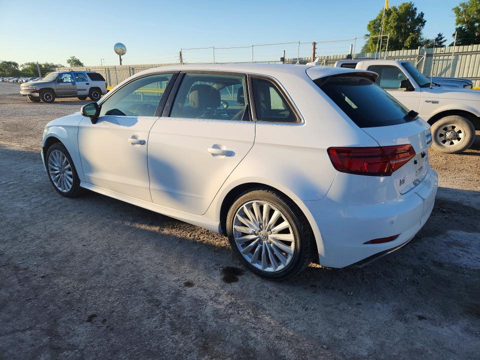 Aukcja sprzedaży 2018 Audi A3, vin: WAUTPBFF8JA062268, numer aukcji: 53390566