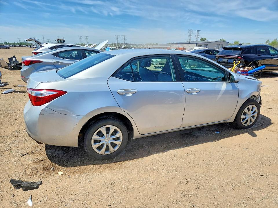 Продаж на аукціоні авто 2015 Toyota Corolla, vin: 5YFBURHE3FP223701, номер лоту: 55182886
