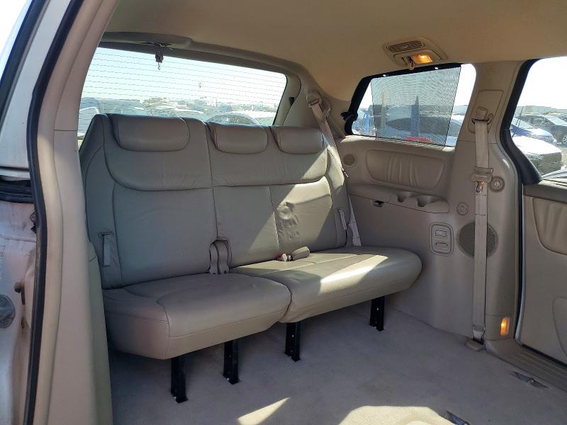 Продажа на аукционе авто 2004 Toyota Sienna, vin: 5TDBA22C34S009173, номер лота: 53854316
