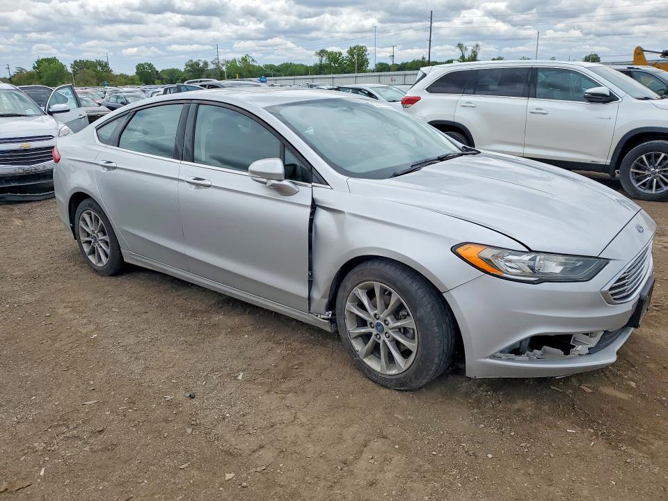Продажа на аукционе авто 2017 Ford Fusion, vin: 3FA6P0H72HR334863, номер лота: 52575876