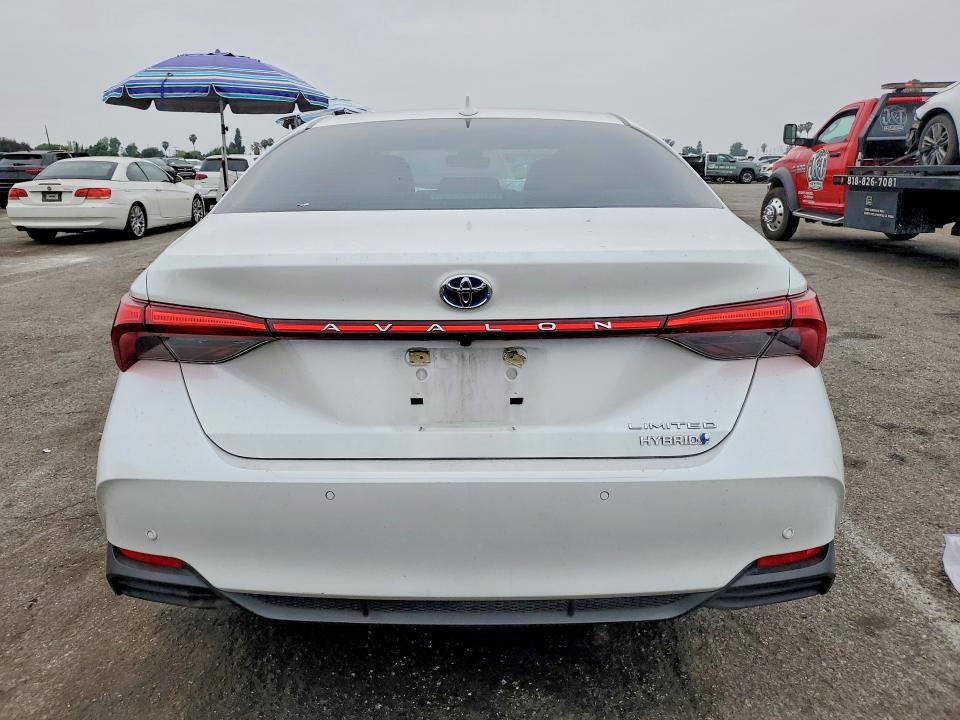 Auction sale of the 2022 Toyota Avalon, vin: 4T1DA1AB7NU011593, lot number: 53322946