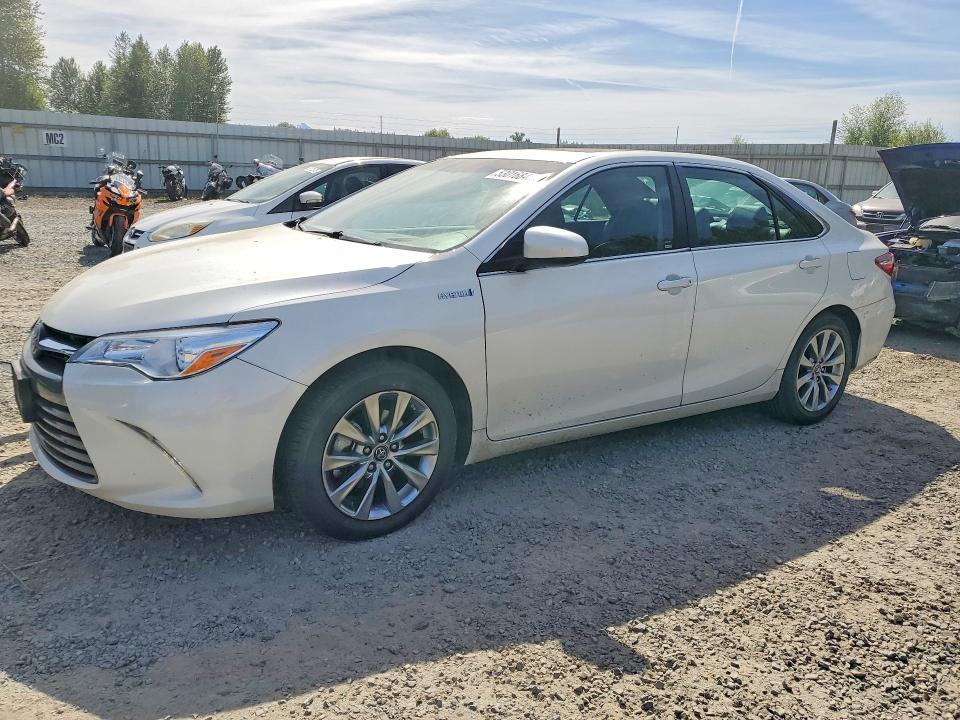 53016846 :رقم المزاد ، 4T1BD1FK8HU207506 vin ، 2017 Toyota Camry Hybrid مزاد بيع