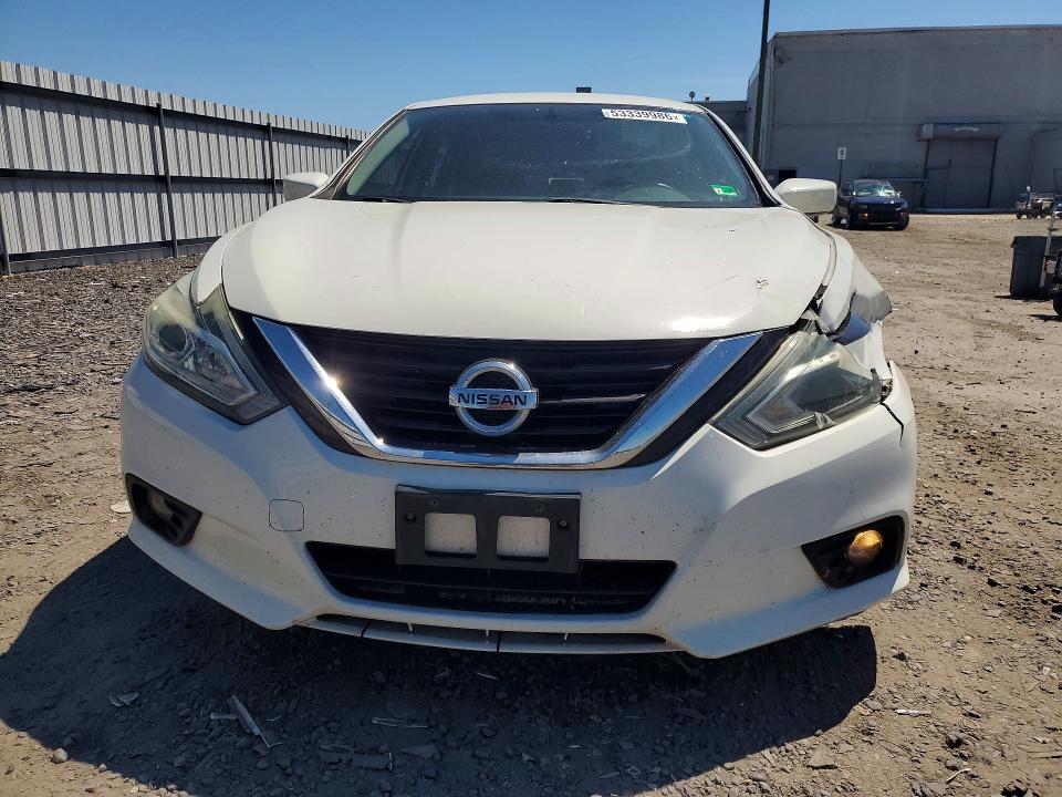 2018 Nissan Altima მანქანა იყიდება აუქციონზე, vin: 1N4AL3AP3JC173218, აუქციონის ნომერი: 53339986