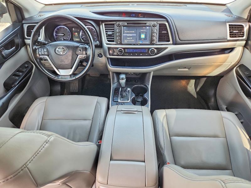 2019 Toyota Highlander მანქანა იყიდება აუქციონზე, vin: 5TDJZRFH2KS926671, აუქციონის ნომერი: 54254666