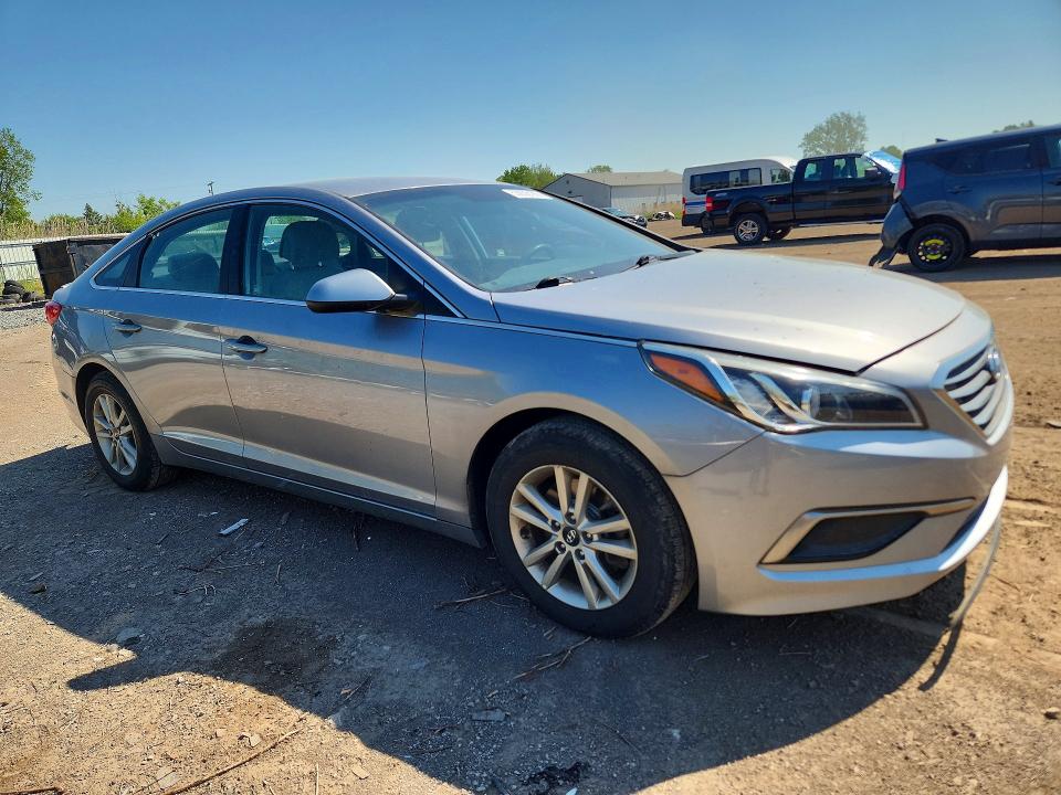 2017 Hyundai Sonata მანქანა იყიდება აუქციონზე, vin: 5NPE24AF2HH570395, აუქციონის ნომერი: 53636196