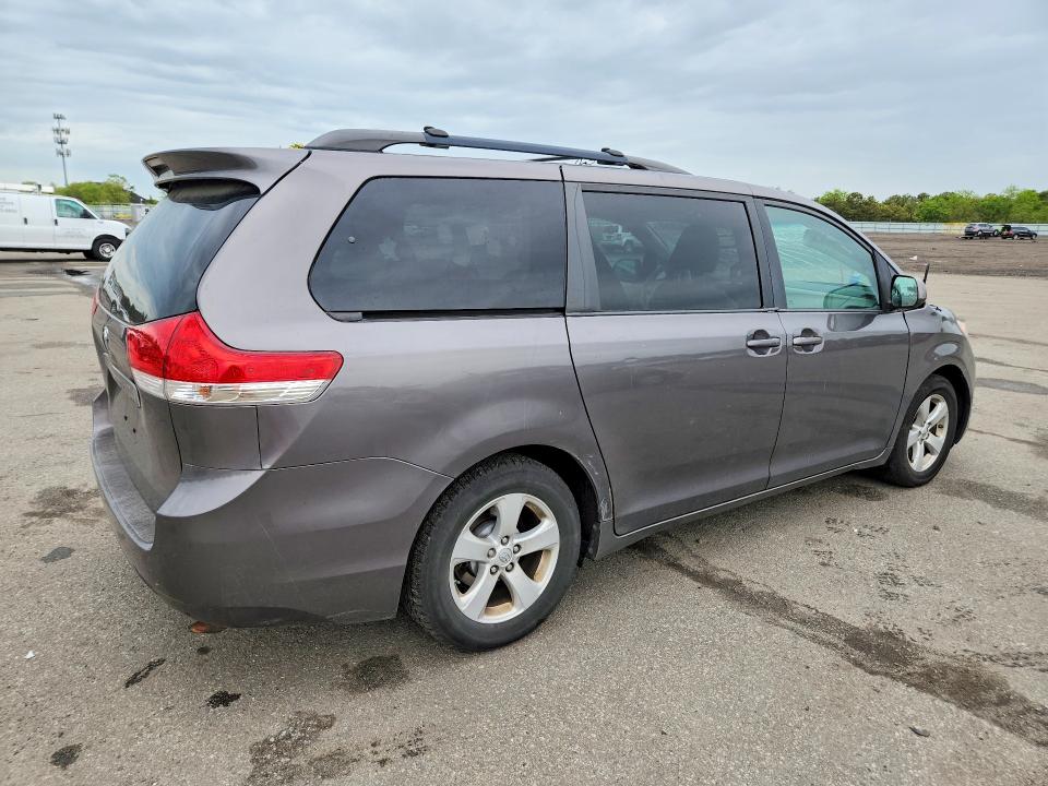 Продаж на аукціоні авто 2014 Toyota Sienna, vin: 5TDKK3DC7ES451634, номер лоту: 54149166