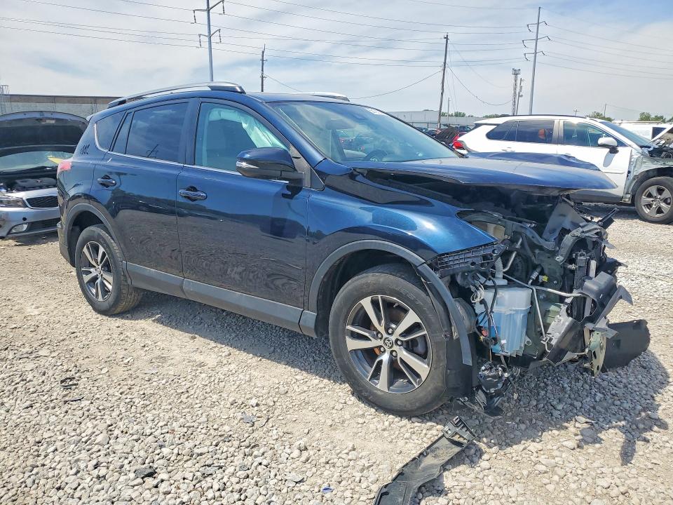 53191206 :رقم المزاد ، 2T3RFREV9JW761623 vin ، 2018 Toyota Rav4 مزاد بيع
