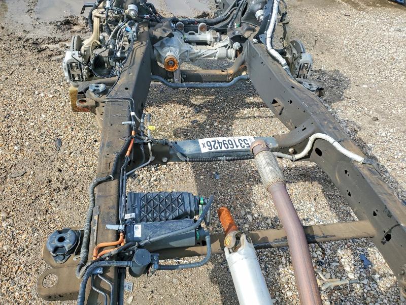 Продажа на аукционе авто 2024 Chevrolet Silverado, vin: 2GCUDJEDXR1158600, номер лота: 53169426