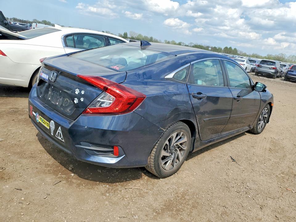 Aukcja sprzedaży 2018 Honda Civic, vin: 19XFC2F72JE017649, numer aukcji: 52338596