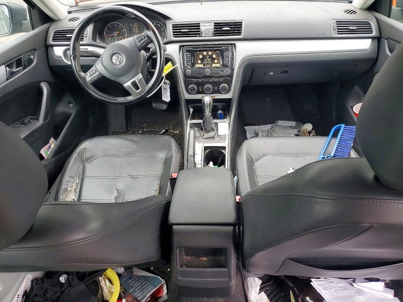 54606926 :رقم المزاد ، 1VWBP7A38CC033706 vin ، 2012 Volkswagen Passat مزاد بيع