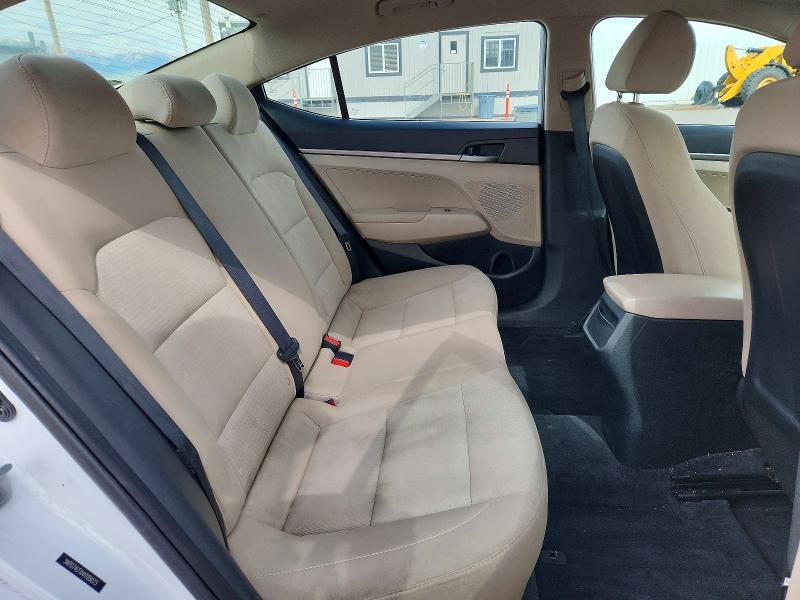 52858206 :رقم المزاد ، 5NPD74LF0HH189073 vin ، 2017 Hyundai Elantra مزاد بيع