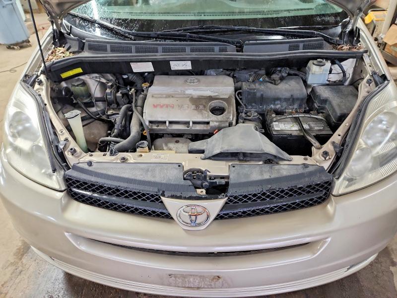 53078246 :رقم المزاد ، 5TDZA22C04S198069 vin ، 2004 Toyota Sienna مزاد بيع