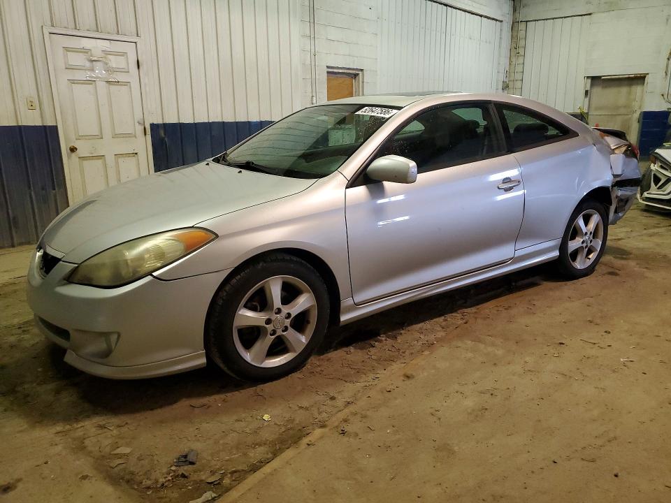 52647586 :رقم المزاد ، 4T1CA38P54U008926 vin ، 2004 Toyota Camry Solara مزاد بيع