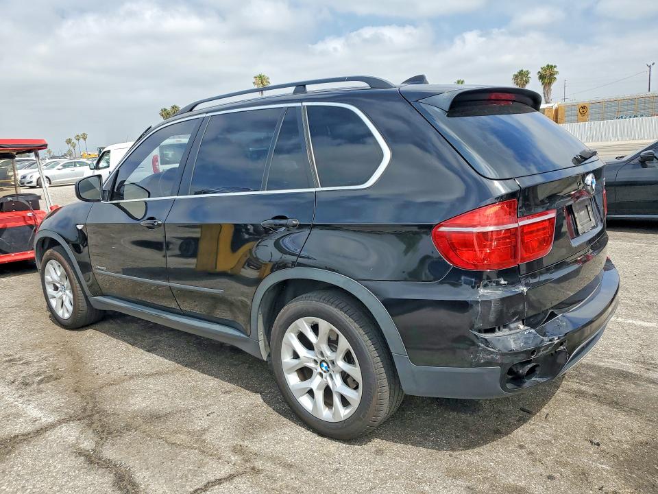 53133576 :رقم المزاد ، 5UXZV4C52D0E12967 vin ، 2013 Bmw X5 مزاد بيع