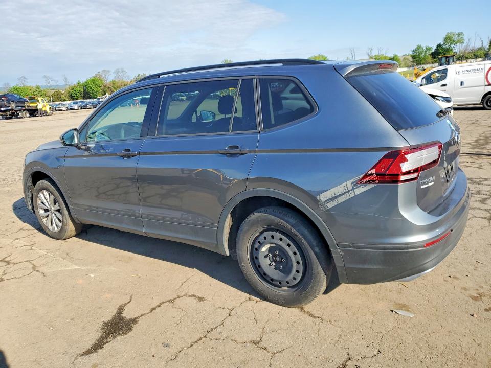 52711706 :رقم المزاد ، 3VV1B7AXXJM075808 vin ، 2018 Volkswagen Tiguan مزاد بيع