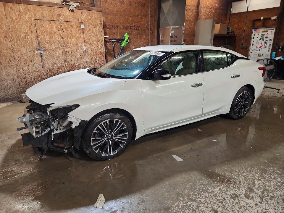 51692606 :رقم المزاد ، 1N4AA6AP0GC440220 vin ، 2016 Nissan Maxima مزاد بيع