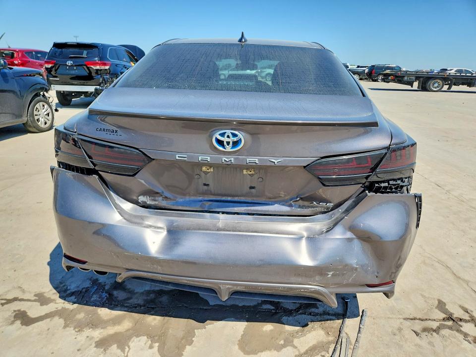 53365166 :رقم المزاد ، 4T1K31AK9MU561524 vin ، 2021 Toyota Camry مزاد بيع