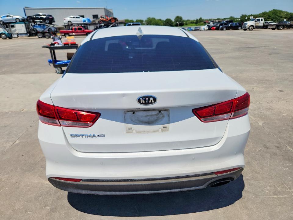 2018 Kia Optima მანქანა იყიდება აუქციონზე, vin: 5XXGT4L38JG197969, აუქციონის ნომერი: 53421576