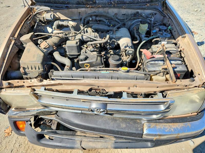 51920716 :رقم المزاد ، 4TAVL52N6YZ676636 vin ، 2000 Toyota Tacoma مزاد بيع