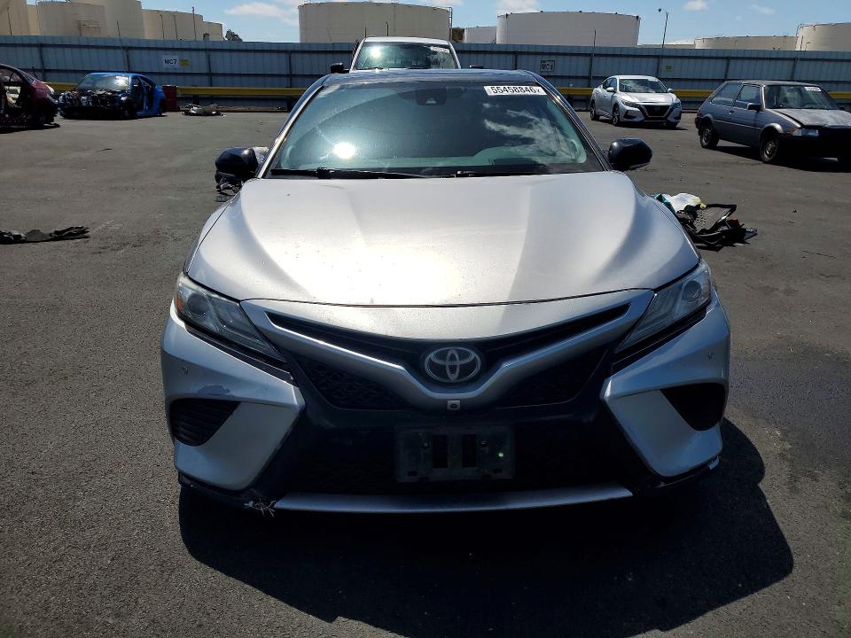 2019 Toyota Camry მანქანა იყიდება აუქციონზე, vin: 4T1B61HK3KU165471, აუქციონის ნომერი: 55458846