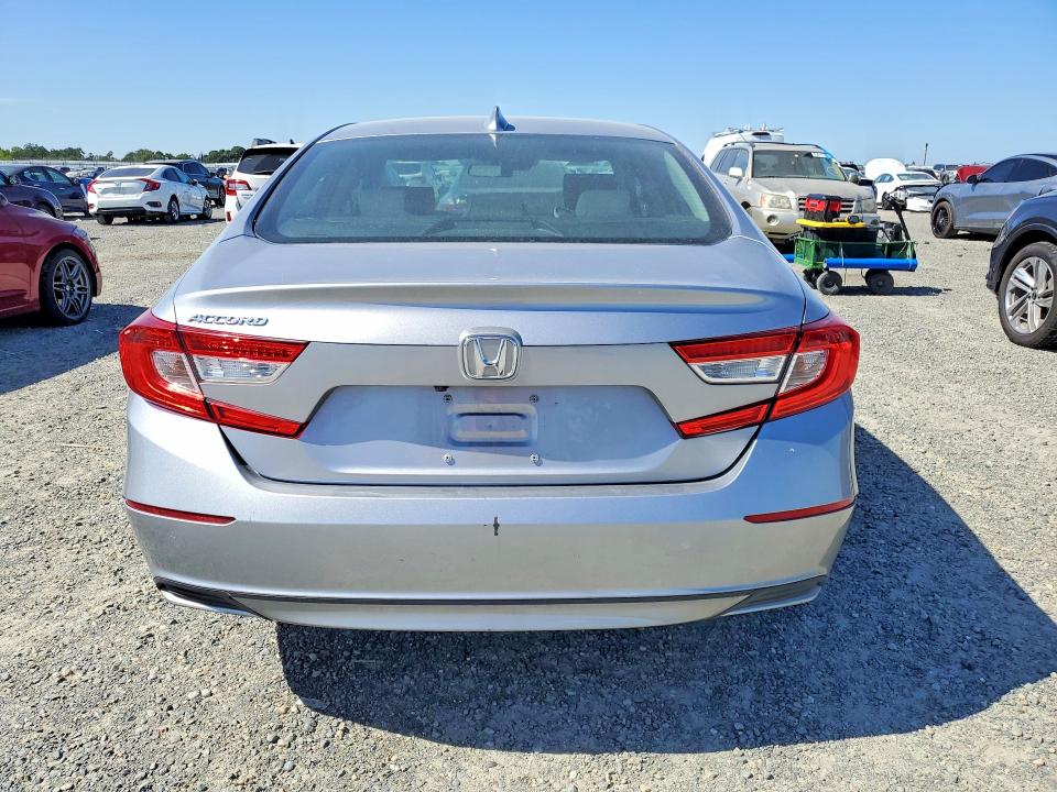 53531016 :رقم المزاد ، 1HGCV1F12LA114537 vin ، 2020 Honda Accord مزاد بيع