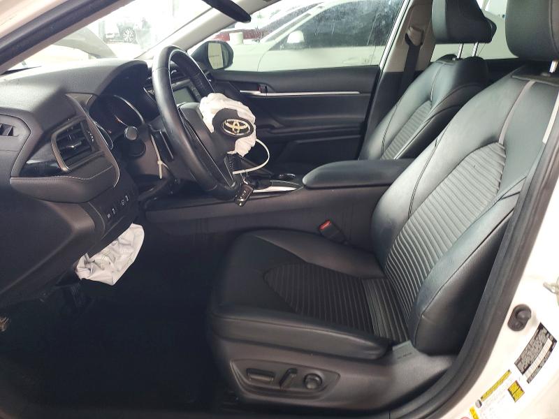 51474256 :رقم المزاد ، 4T1B11HK0KU163921 vin ، 2019 Toyota Camry مزاد بيع