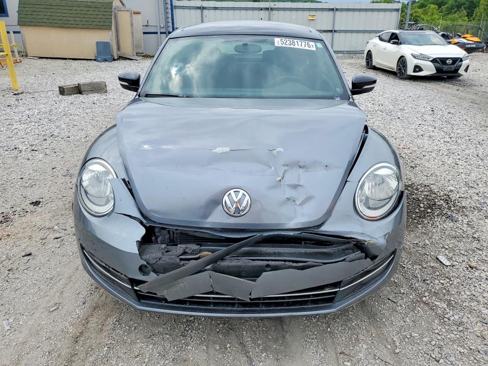52381776 :رقم المزاد ، 3VWVA7AT5CM608714 vin ، 2012 Volkswagen Beetle مزاد بيع