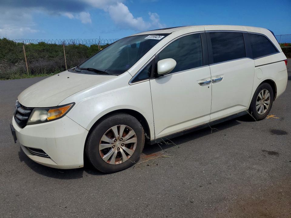 53099426 :رقم المزاد ، 5FNRL5H65FB070964 vin ، 2015 Honda Odyssey مزاد بيع