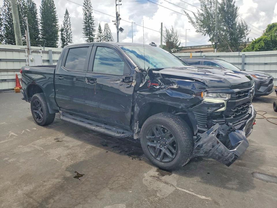 2025 Chevrolet Silverado მანქანა იყიდება აუქციონზე, vin: 3GCUKFE85SG257425, აუქციონის ნომერი: 53831976