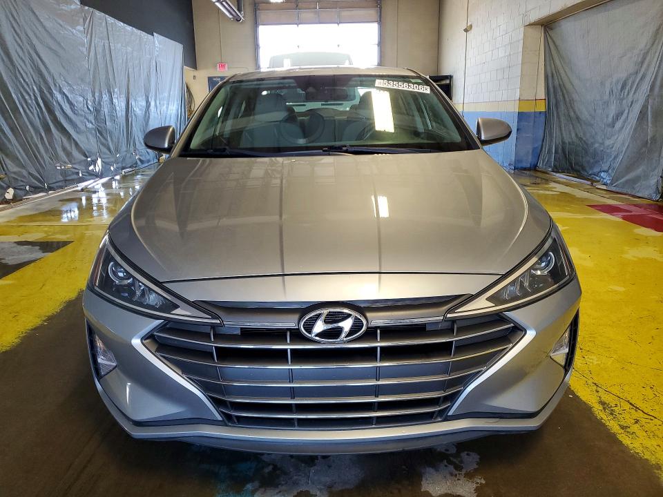 53556306 :رقم المزاد ، 5NPD84LF5LH602692 vin ، 2020 Hyundai Elantra مزاد بيع