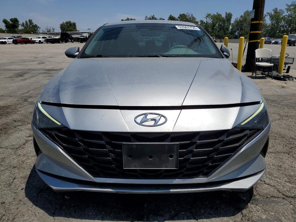 53563756 :رقم المزاد ، 5NPLM4AG5NH064517 vin ، 2022 Hyundai Elantra مزاد بيع