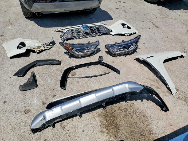 Aukcja sprzedaży 2021 Toyota Rav4, vin: 2T3E6RFV8MW019120, numer aukcji: 51913766