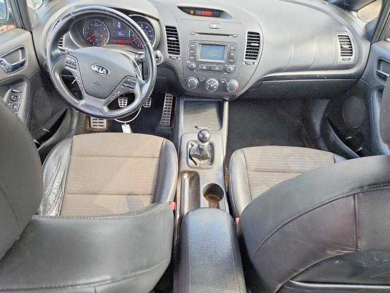 2016 Kia Forte მანქანა იყიდება აუქციონზე, vin: KNAFZ5A35G5592172, აუქციონის ნომერი: 54174546