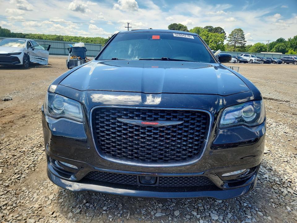 2022 Chrysler 300 მანქანა იყიდება აუქციონზე, vin: 2C3CCABT5NH180696, აუქციონის ნომერი: 52894216