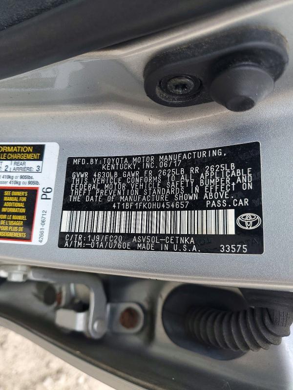 54487726 :رقم المزاد ، 4T1BF1FK0HU454657 vin ، 2017 Toyota Camry مزاد بيع