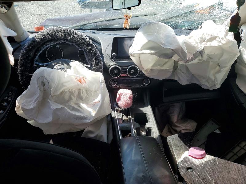 54725206 :رقم المزاد ، 3N1AB8CV8NY205120 vin ، 2022 Nissan Sentra مزاد بيع