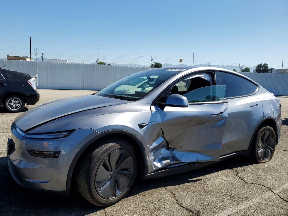 Продажа на аукционе авто 2026 Tesla Model Y, vin: 7SAYGDED7TF416136, номер лота: 53051006