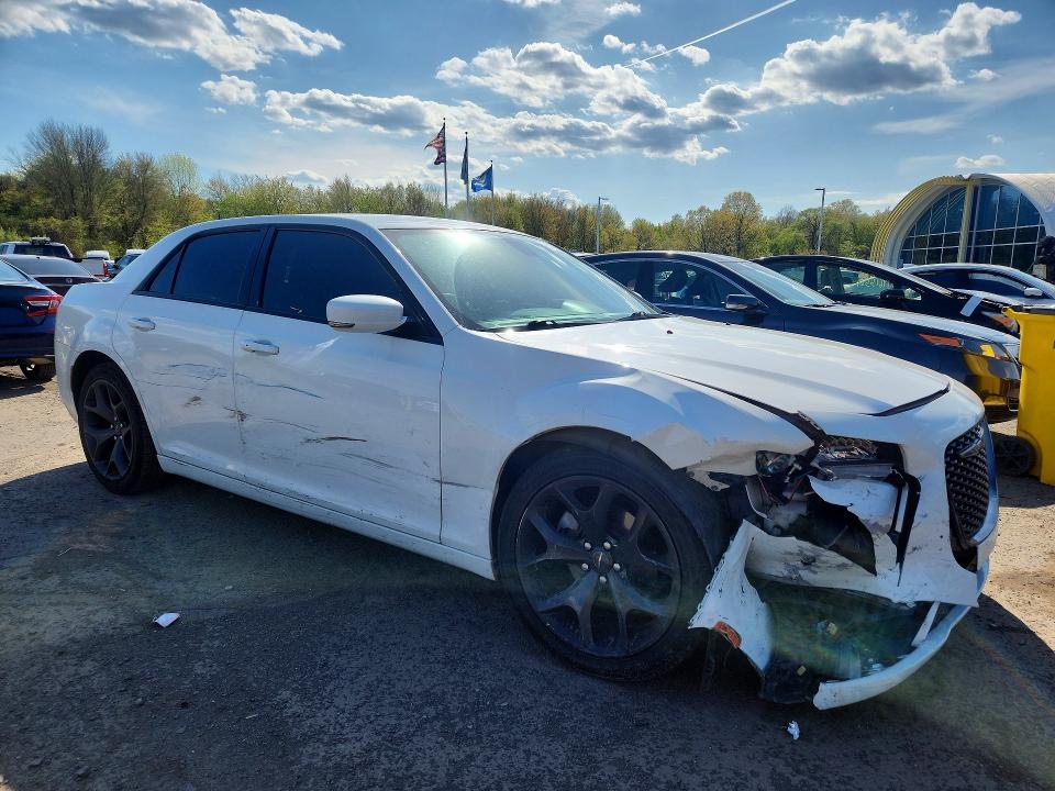 Продаж на аукціоні авто 2021 Chrysler 300, vin: 2C3CCABG4MH554300, номер лоту: 51791396