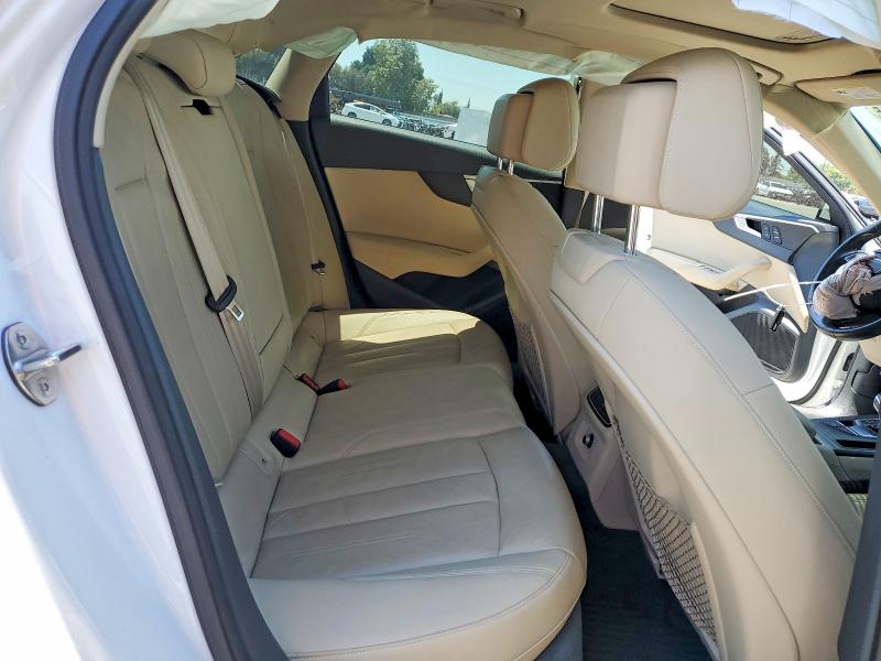Продаж на аукціоні авто 2017 Audi A4, vin: WAUKMAF47HN044604, номер лоту: 54188366