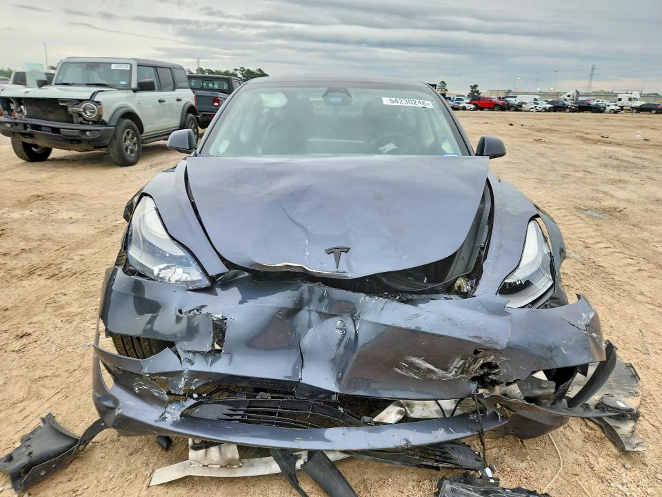 54230246 :رقم المزاد ، 5YJ3E1EC8PF509904 vin ، 2023 Tesla Model 3 مزاد بيع
