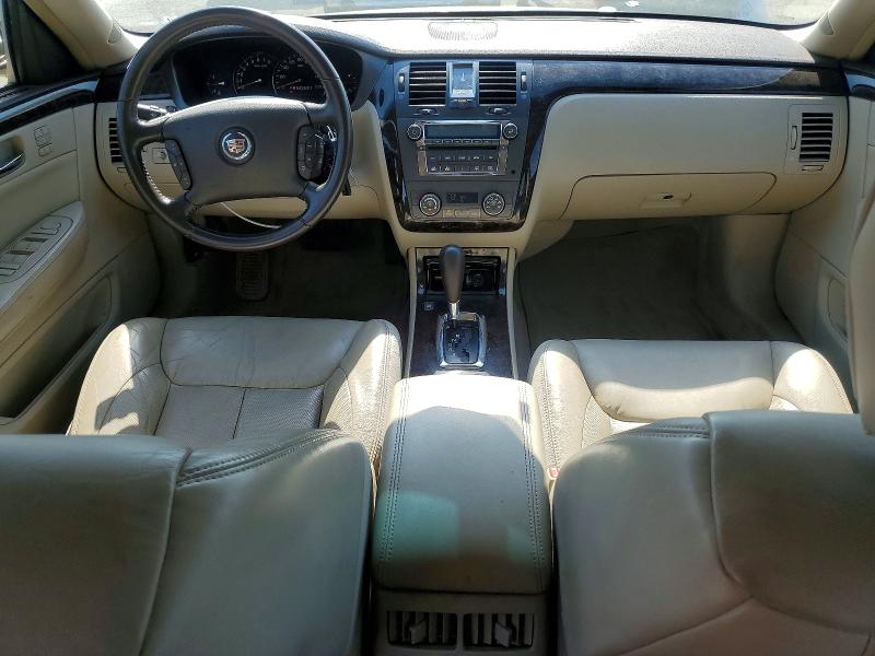 52957616 :رقم المزاد ، 1G6KA5E61BU103636 vin ، 2011 Cadillac Dts مزاد بيع